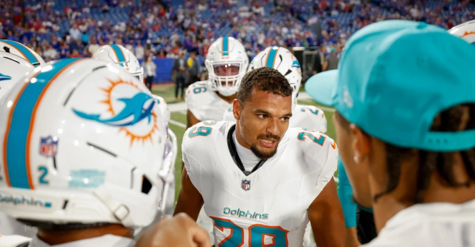 Miami Dolphins Safety Minkah Fitzpatrick Ruled OUT vs. Cincinnati Bengals