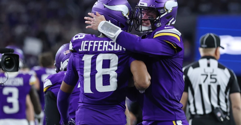 Minnesota Vikings News and Links: The Grinch That Stole The Season