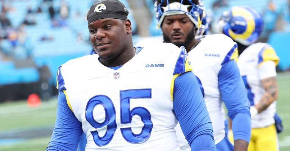 PFF grades: Poona Ford dominant against former team