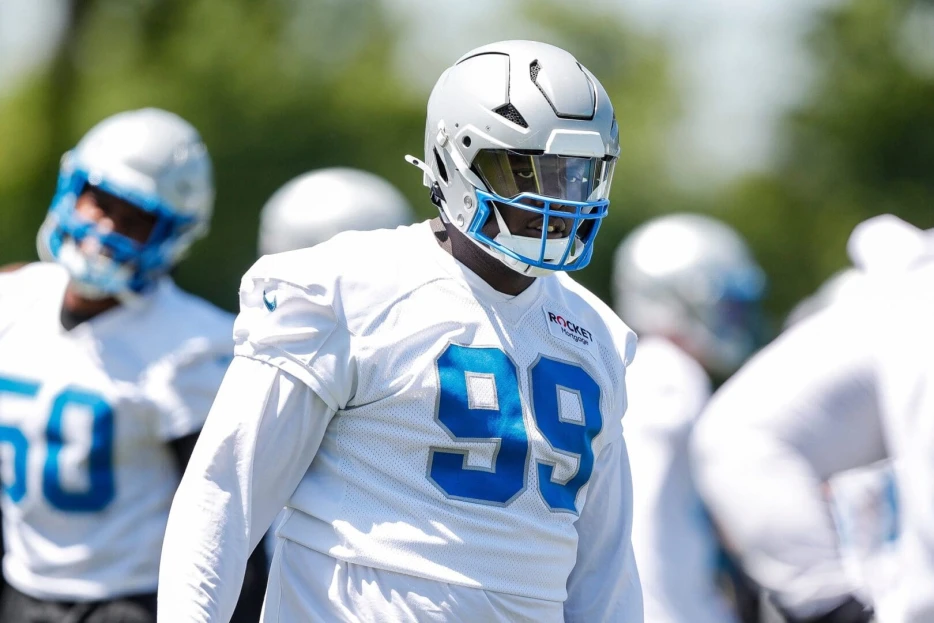 Raiders Claim DT Brodric Martin Off Waivers From Steelers, Among Two Moves