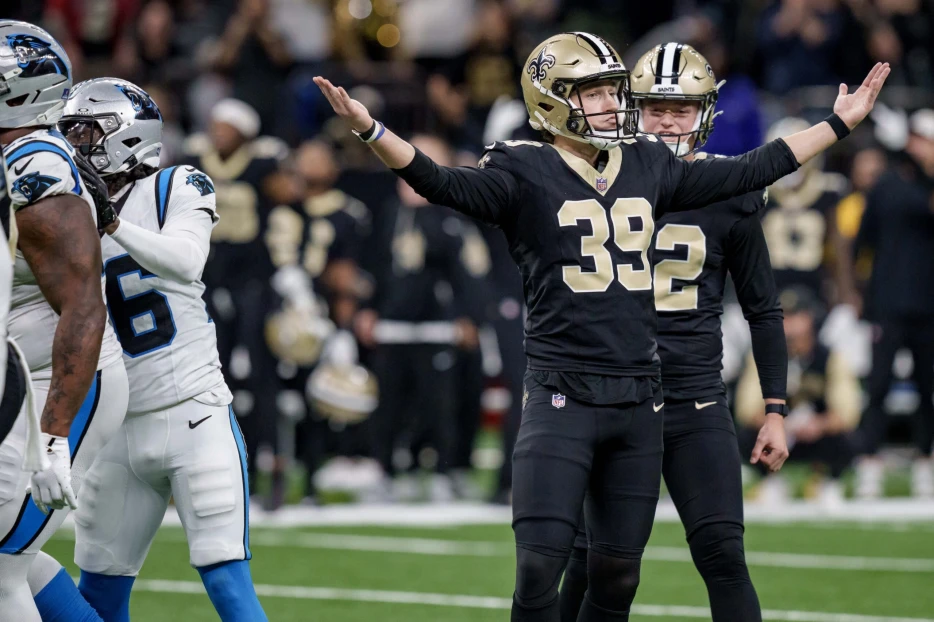 Saints Promote K Charlie Smyth To Active Roster