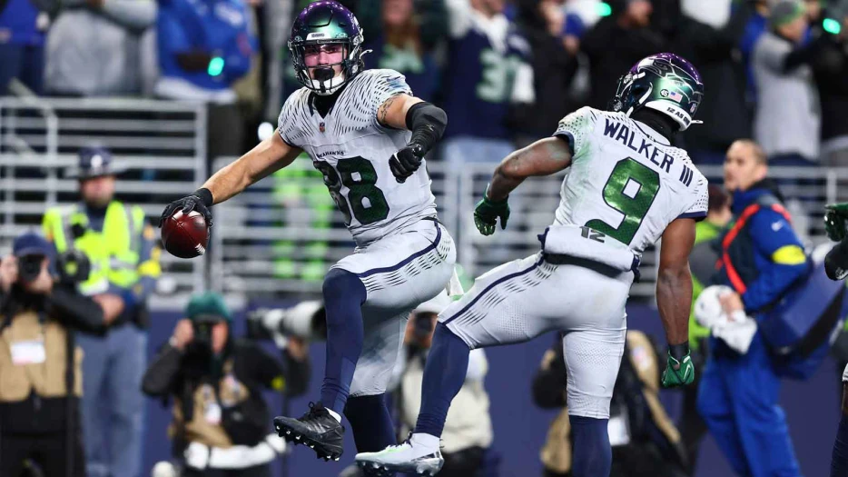 Seahawks take control of NFC race with wild OT win over Rams