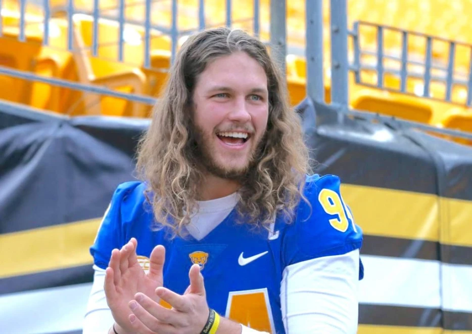 Steelers Sign Pitt, Central Catholic Alum