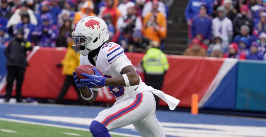 Buffalo Bills activate WR Mecole Hardman Jr. from Injured Reserve