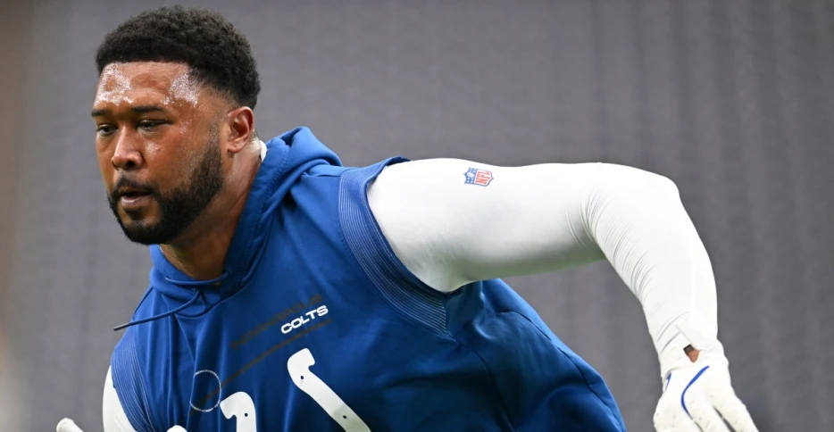 Colts expected to get key piece back along interior defensive line for MNF