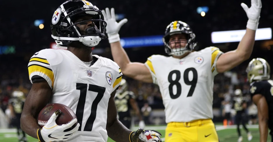 Friday Night Happy Hour: Two-point conversion edition