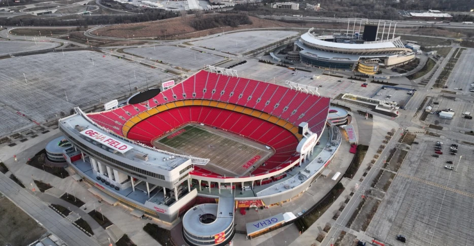 Jackson County fires back with new proposal to keep Chiefs in Missouri