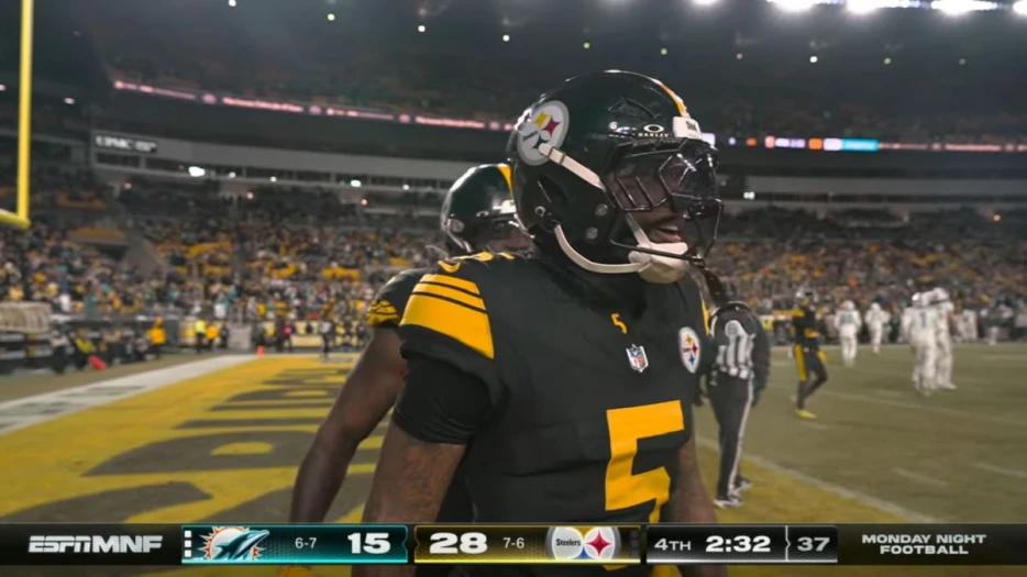 Once Heated Rivals, DK Metcalf And Jalen Ramsey Now Forming Important ‘Brotherhood’ With Steelers