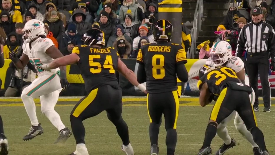 Steelers’ Jaylen Warren, Dolphins’ Jordyn Brooks Fined Following Week 15 Matchup