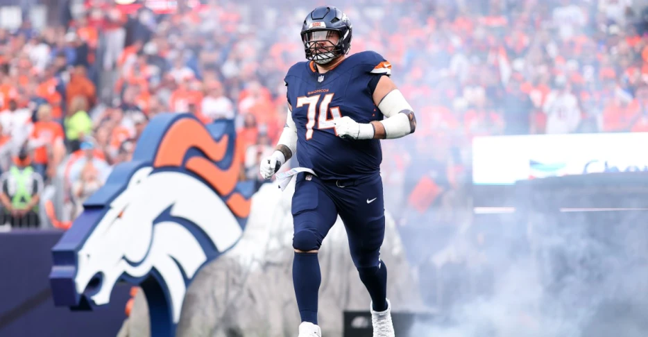 Broncos announce that they have activated G Ben Powers from the IR