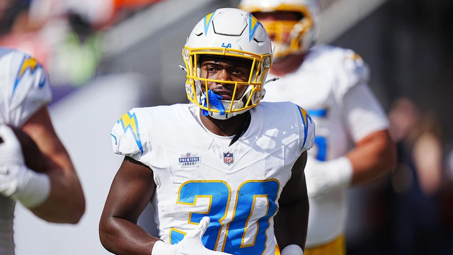 Chargers RB Kimani Vidal injury puts damper on Cowboys game