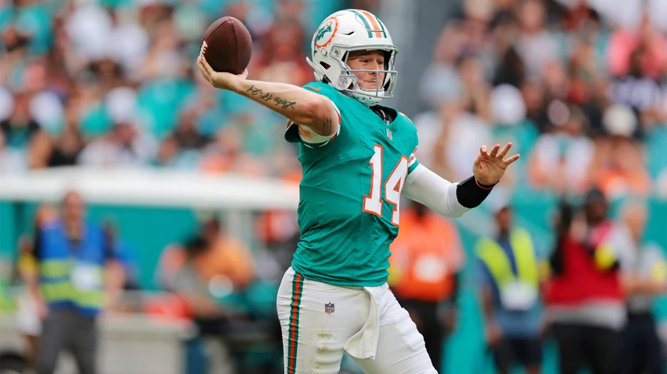 Dolphins’ Mike McDaniel confirms Quinn Ewers plan after ugly debut vs. Bengals