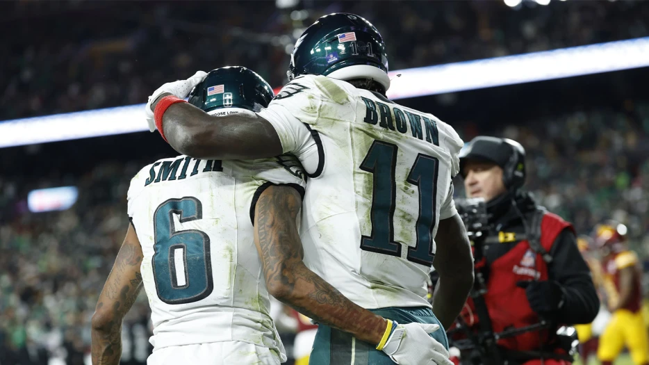 Eagles break 20-year NFC East drought with back-to-back division titles