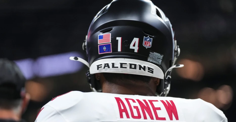 Falcons cut returner Jamal Agnew, place KhaDarel Hodge on injured reserve