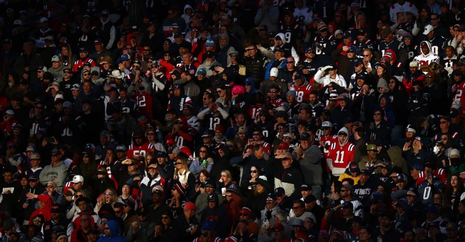 Patriots fans remain undeterred heading into Ravens game