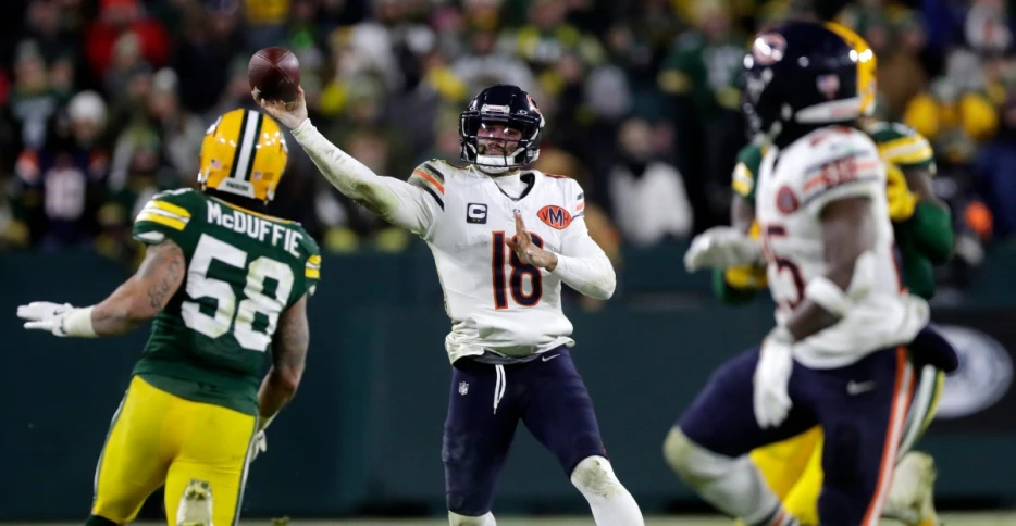 Saturday Night Football: Green Bay Packers vs Chicago Bears