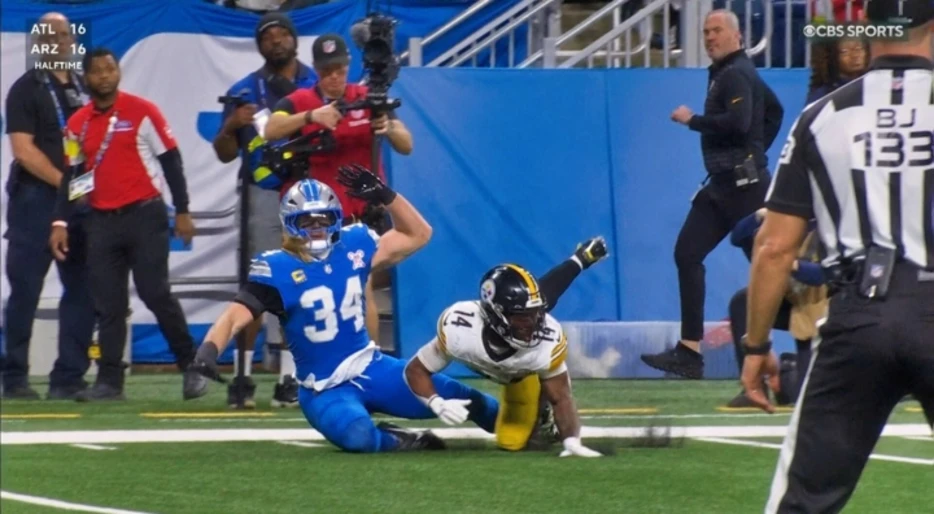 This Is The Luckiest NFL Touchdown You’ll Ever See [VIDEO]
