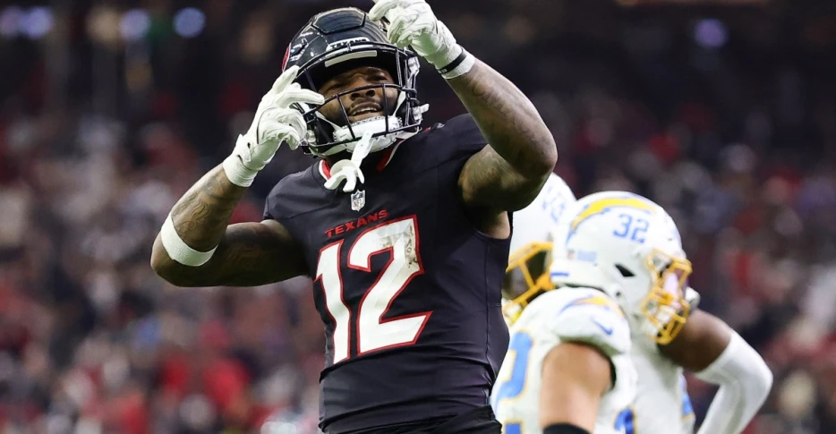 Chargers open up as betting favorites ahead of Week 17 vs. Texans