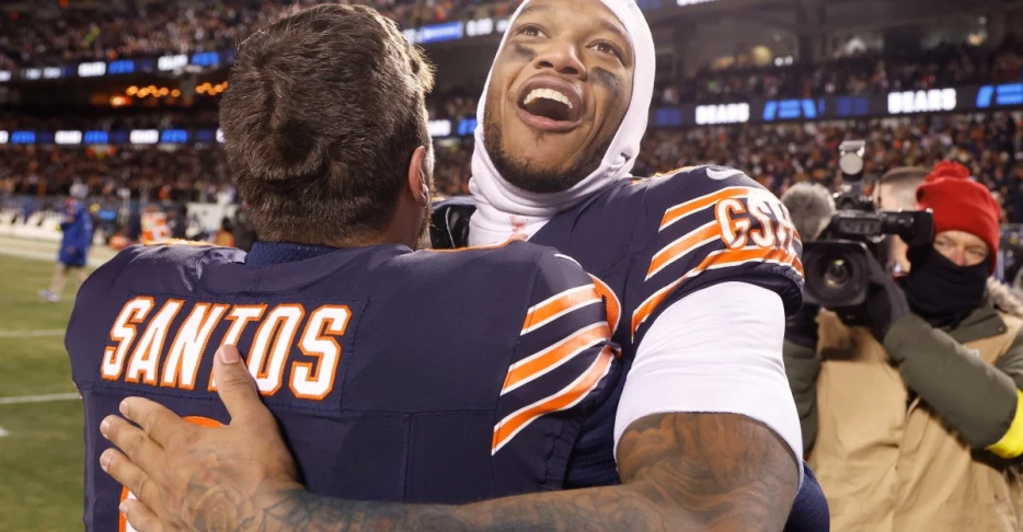 Chicago Bears Week 16 Notes: That’s My DJ!!