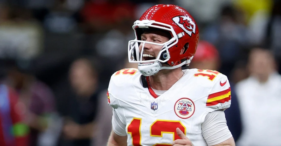 Chiefs poach practice squad quarterback after Gardner Minshew’s injury