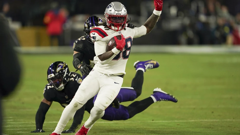 How Patriots’ Rhamondre Stevenson went from much-maligned goat to late-season hero