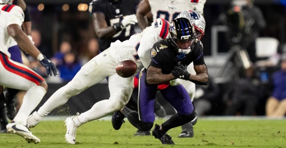 Patriots defense punishes Ravens’ ‘speed skaters’ in Week 16 win