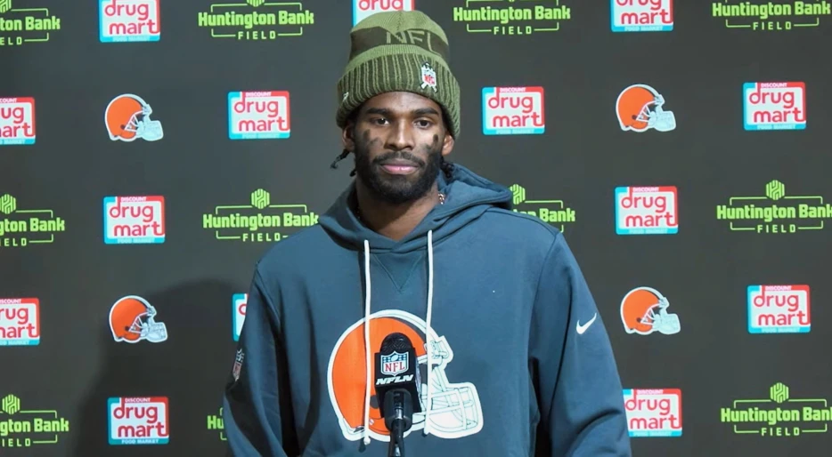 Shedeur Sanders Delivers Epic Mature, Professional Response To Reporter’s Strange Question [VIDEO]