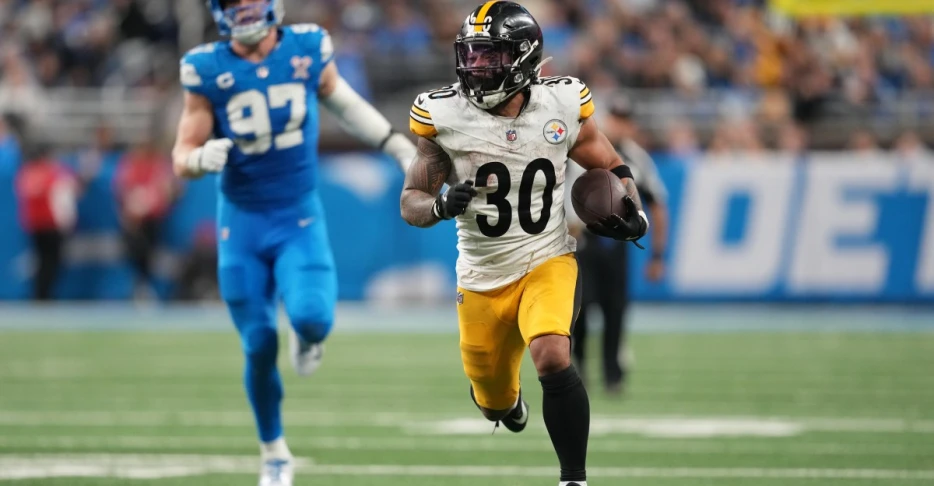 Steelers beat Lions at their own game, improve to 9-6