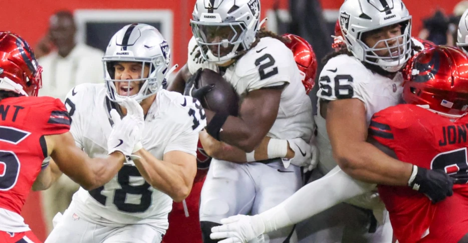 Ashton Jeanty shows who he can be in Week 16