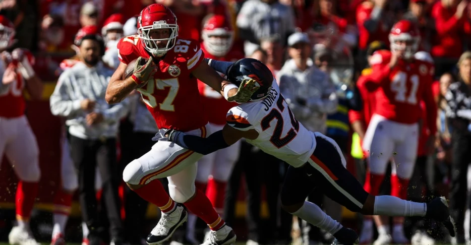 Chiefs host Broncos: Week 17 news, injury updates and previews