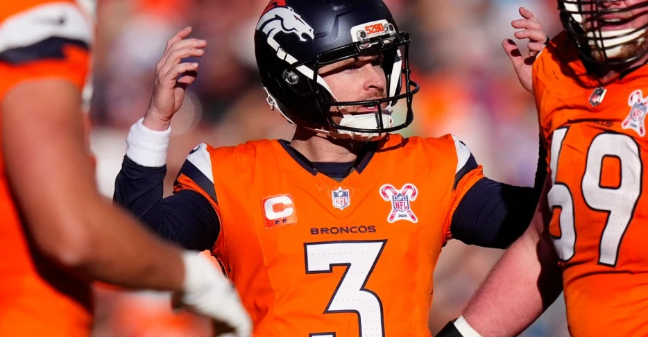 Denver Broncos power rankings around the web for Week 17