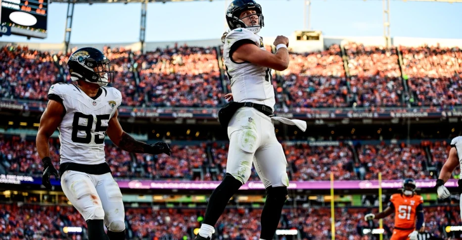 Jaguars leap up NFL power rankings entering Week 17