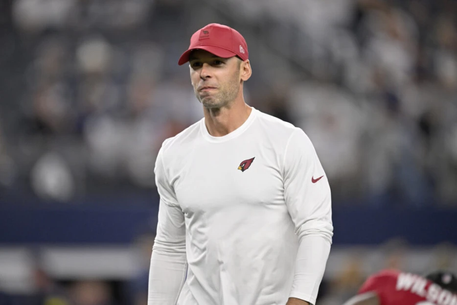 Jonathan Gannon’s Cardinals Seat Hotter Than GM Monti Ossenfort’s?