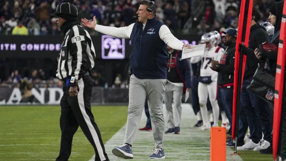Mike Vrabel Admits ‘Bad Call By Me’ During Patriots Win Vs. Ravens