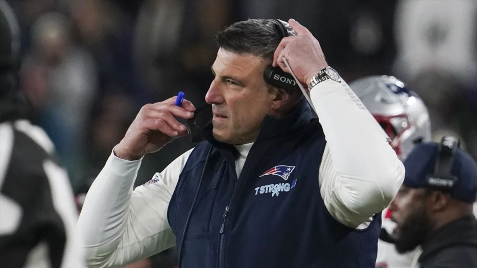 Patriots hand out late-season contract extension