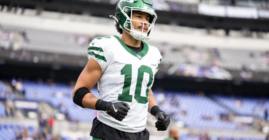 Should Steelers sign Allen Lazard after DK Metcalf suspension?