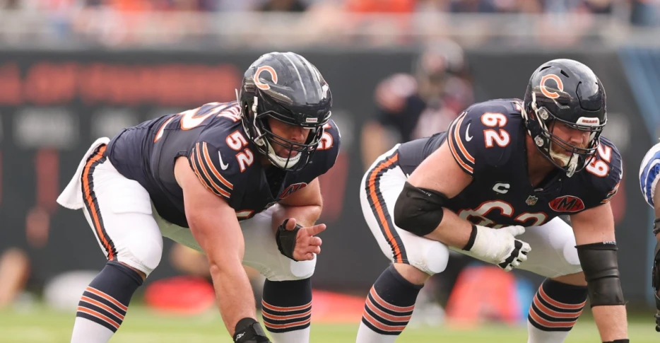 Three Bears make 2025 Pro Bowl roster; Darnell and Nahshon Wright snubbed