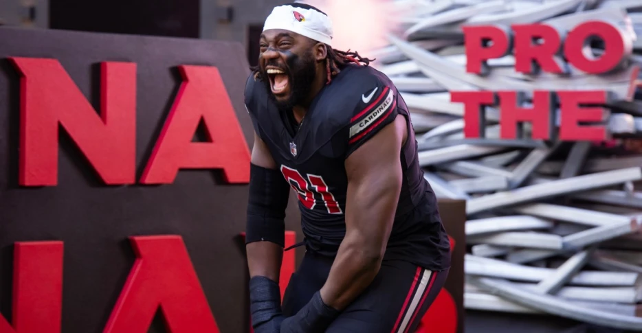 Arizona Cardinals activate defensive lineman L.J. Collier, sign practice squad quarterback