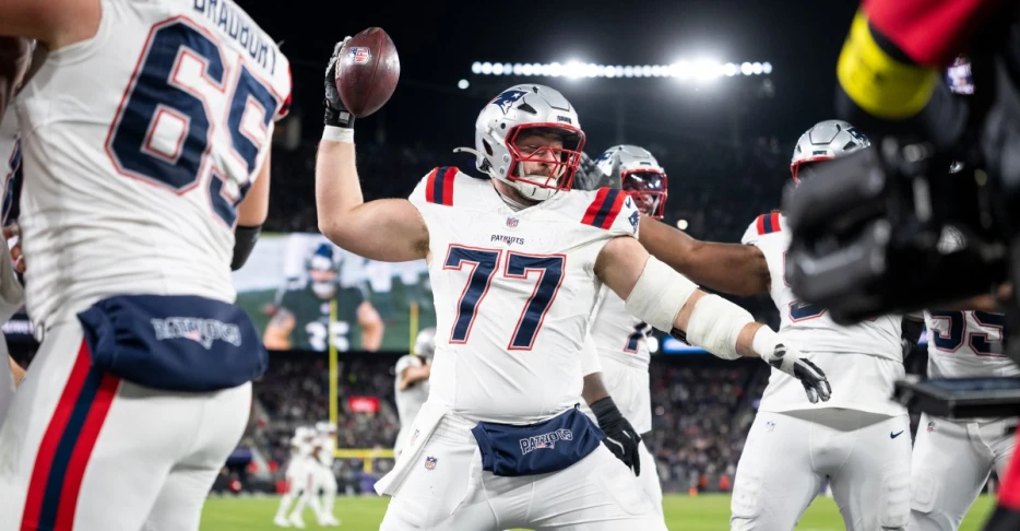 Ben Brown’s unlikely football journey culminates in Patriots contract extension