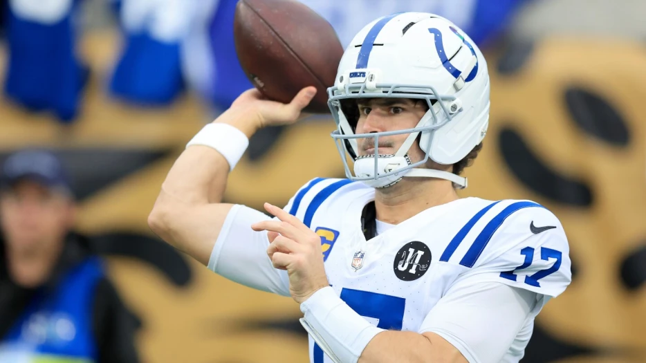 Devin Lloyd intercepts Daniel Jones' first pass, Jaguars capitalize with TD