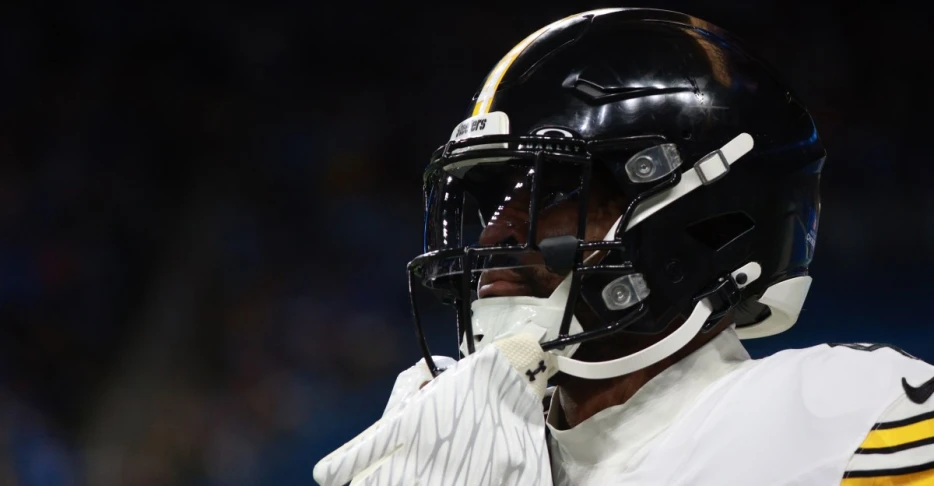 Fan from DK Metcalf altercation to hold press conference