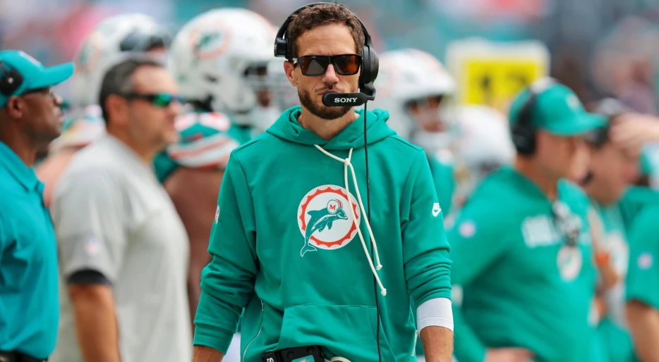 Miami Dolphins Pull Off Blockbuster Draft Day Trade For New Franchise Quarterback In Massive Proposal That Would Send Shockwaves Through The NFL