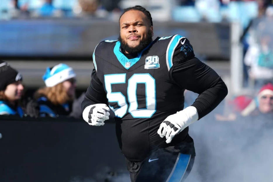 Panthers Designate Robert Hunt For Return From IR