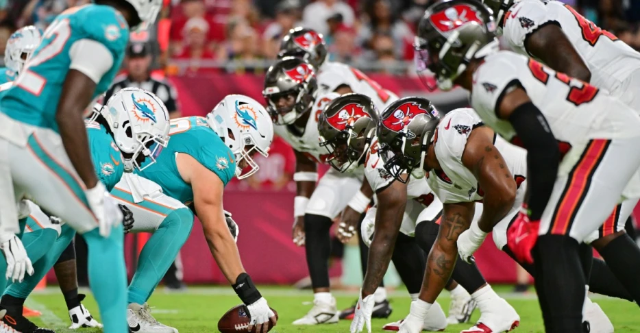 Phinsider Question/Discussion Of The Day: TB Buccaneers @ Miami Dolphins Game Day Predictions