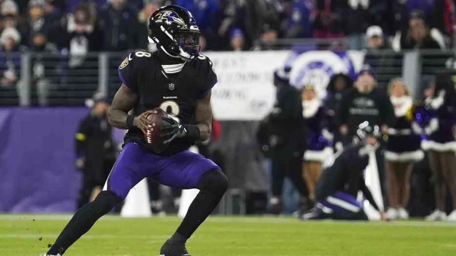 Ravens’ Lamar Jackson doesn’t practice again ahead of Packers game