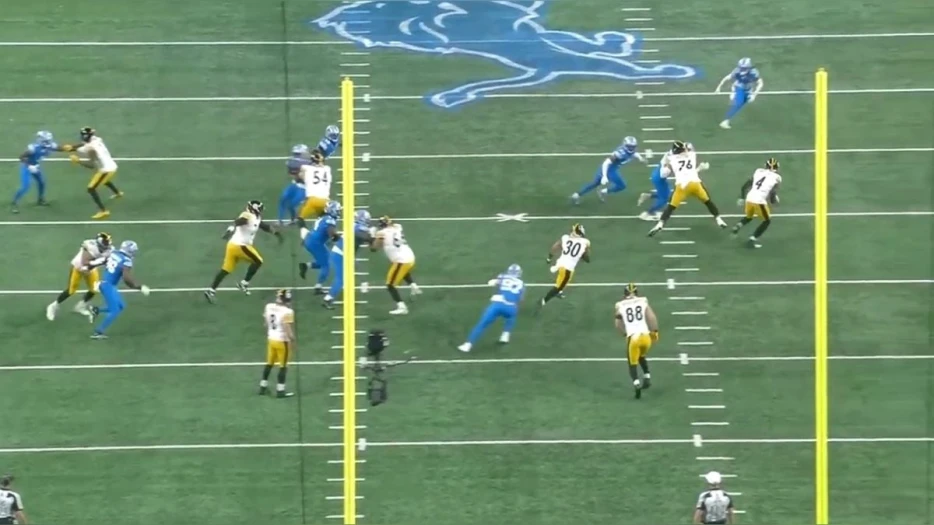 Film Room: Arthur Smith’s Brilliant Tendency Breaker