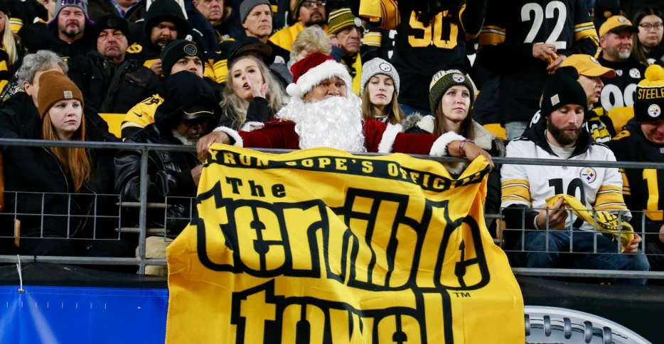 Merry Christmas, BTSC! (And X-mas NFL games open thread)