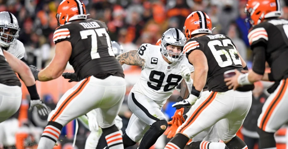 2026 NFL draft order tanking: Raiders, Giants rule out key players for Week 17 matchup