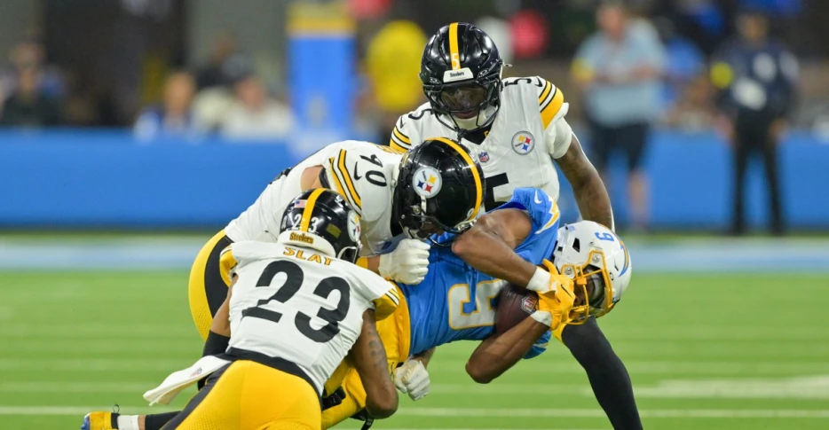 Browns, Steelers Christmas Day injury report: PIT star joins DNP list