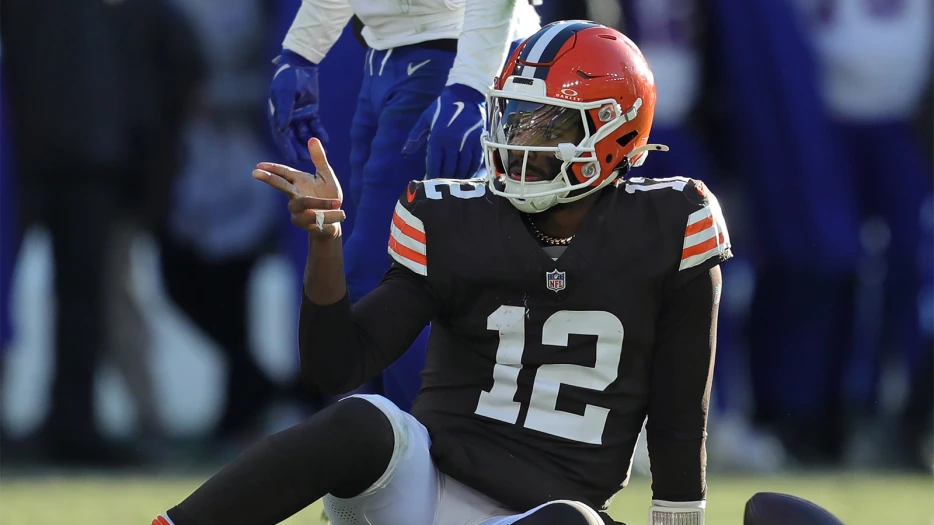 Browns take offensive weapon then picks Shedeur Sanders replacement in latest PFF mock draft